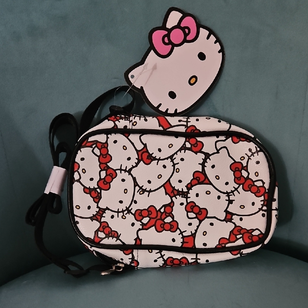Hello Kitty Crossbody Bag - White and Red